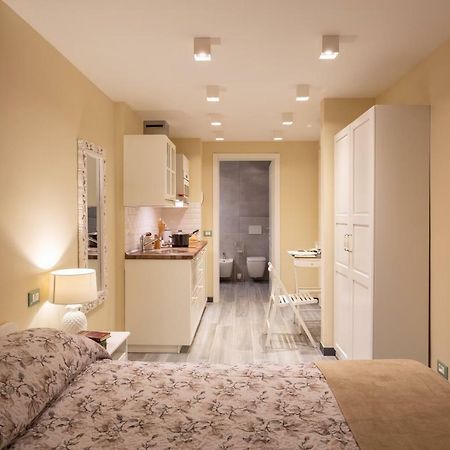 Hotel Le stanze di Carla! Con cucina e bagno privato Firenze Esterno foto
