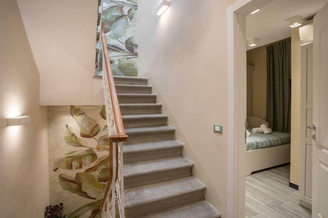 Hotel Le stanze di Carla! Con cucina e bagno privato Firenze Esterno foto